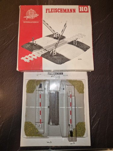 Fleischmann 6098 - h0,